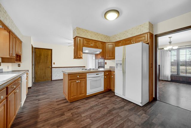 6955 Briergate Court, Demotte, IN 46310