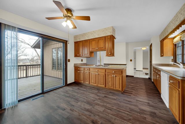 6955 Briergate Court, Demotte, IN 46310