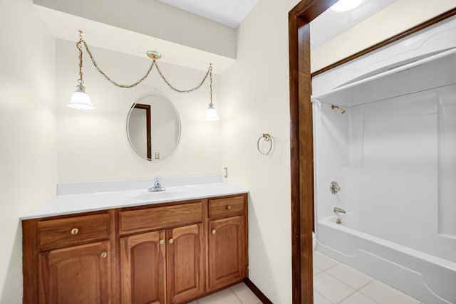 6955 Briergate Court, Demotte, IN 46310