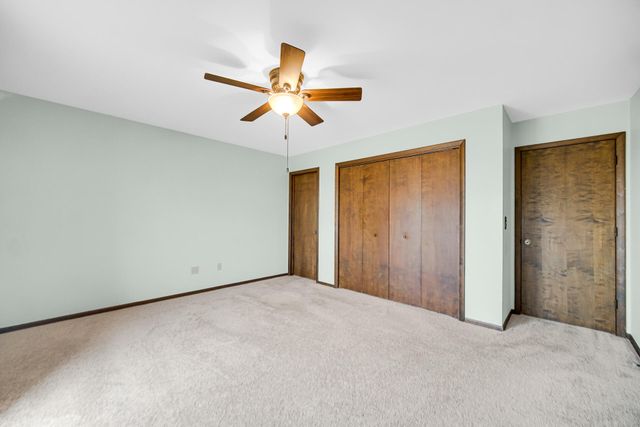 6955 Briergate Court, Demotte, IN 46310