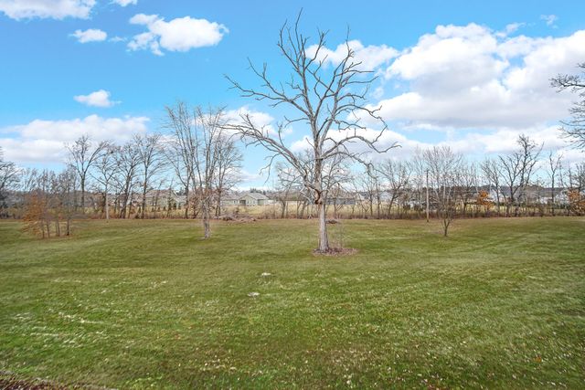 6955 Briergate Court, Demotte, IN 46310