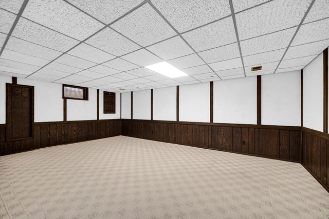 6955 Briergate Court, Demotte, IN 46310