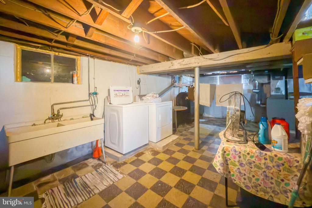 Image 24 of property listing at 802 WISE AVE, Baltimore, MD 21222