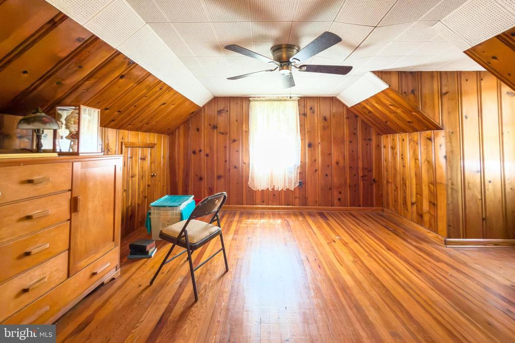 Image 26 of property listing at 802 WISE AVE, Baltimore, MD 21222