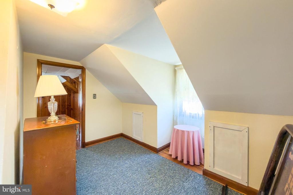 Image 31 of property listing at 802 WISE AVE, Baltimore, MD 21222