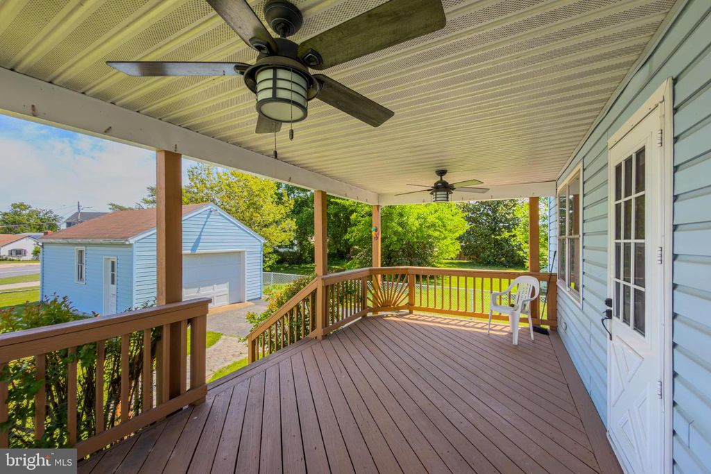 Image 33 of property listing at 802 WISE AVE, Baltimore, MD 21222