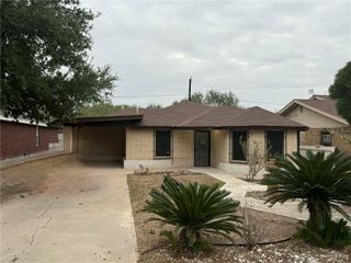 107 San Bernardo Street, Rio Grande City, TX 78582
