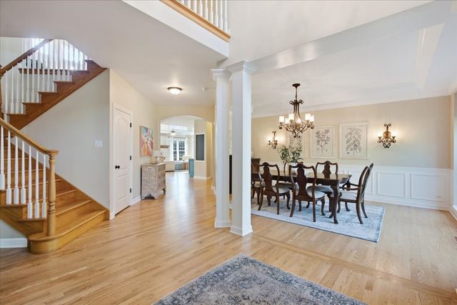 441 N Sycamore Lane, North Aurora, IL 60542