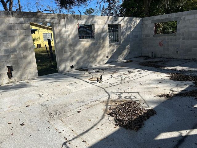 2661 W 22ND STREET, Sanford, FL 32771