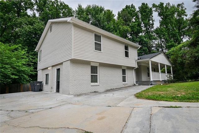 635 Garden Grove Drive, Lawrenceville, GA 30044