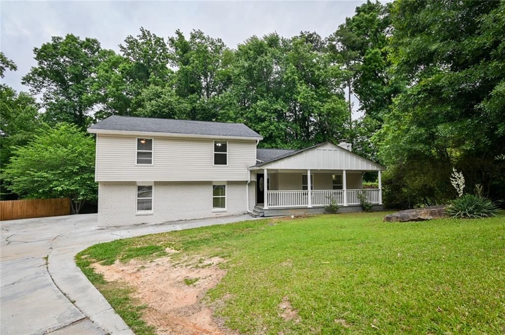 635 Garden Grove Drive, Lawrenceville, GA 30044