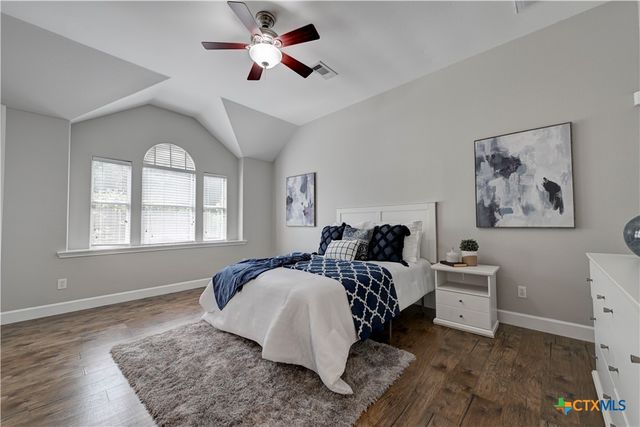 812 Indian Trail, Salado, TX 76571