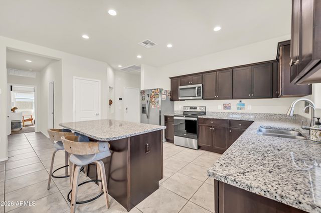 24653 N ALFALFA Drive, Florence, AZ 85132