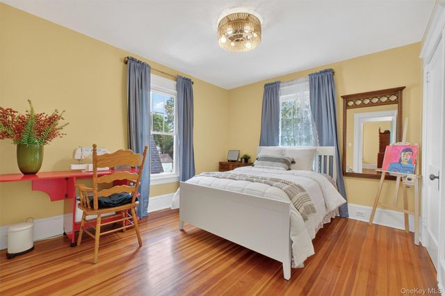 13 Parkwood Boulevard, Poughkeepsie, NY 12603