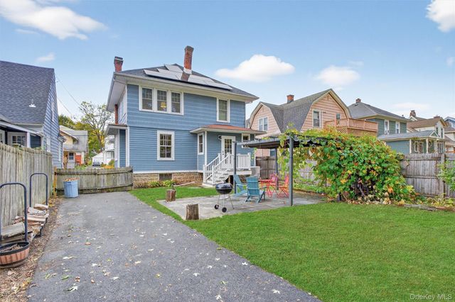 13 Parkwood Boulevard, Poughkeepsie, NY 12603