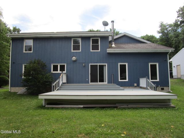 44 Westphal Drive, Bethlehem, NY 12054