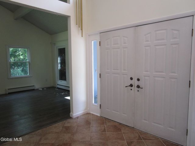 44 Westphal Drive, Bethlehem, NY 12054