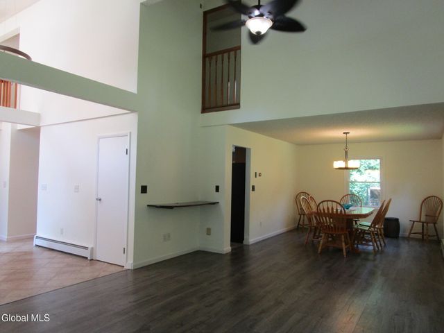 44 Westphal Drive, Bethlehem, NY 12054