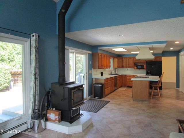 44 Westphal Drive, Bethlehem, NY 12054