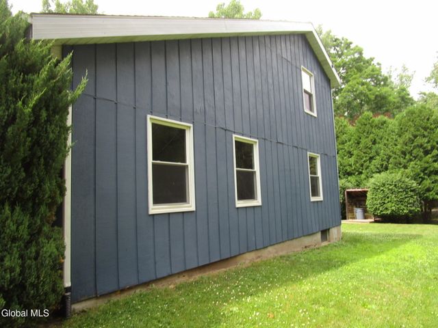 44 Westphal Drive, Bethlehem, NY 12054