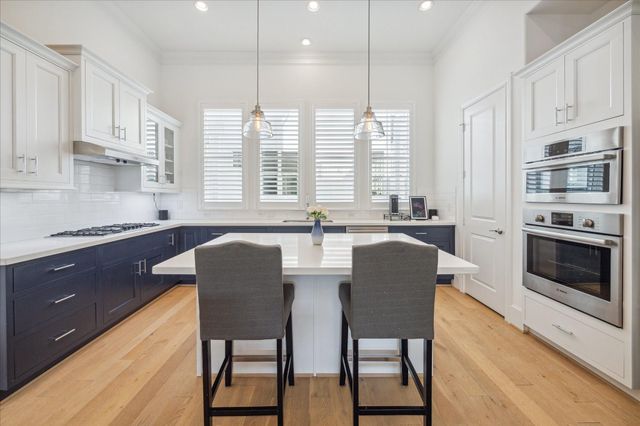 2714 Harvard Street, Houston, TX 77008