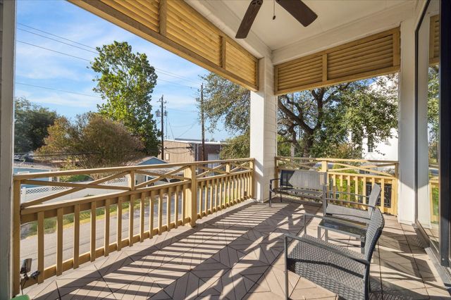 2714 Harvard Street, Houston, TX 77008