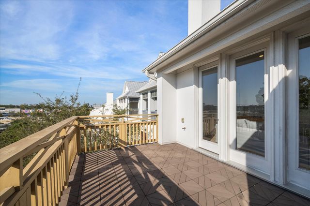 2714 Harvard Street, Houston, TX 77008