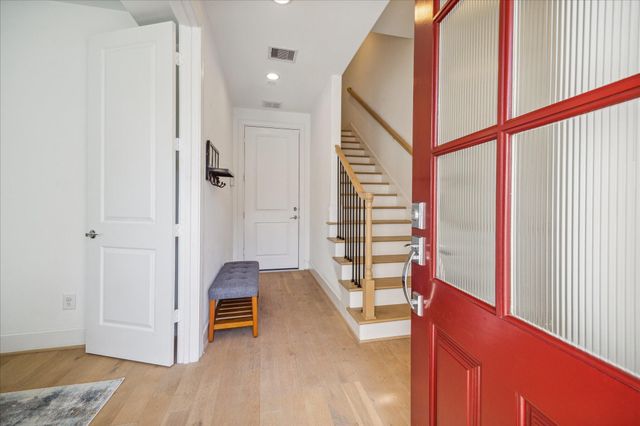 2714 Harvard Street, Houston, TX 77008