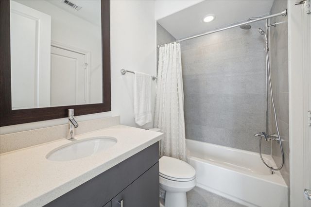 2714 Harvard Street, Houston, TX 77008