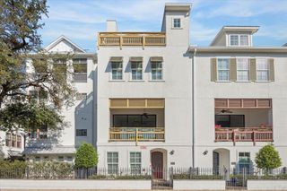 2714 Harvard Street, Houston, TX 77008