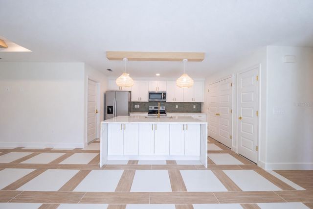 4570 WINDEE AVENUE, Lakeland, FL 33811