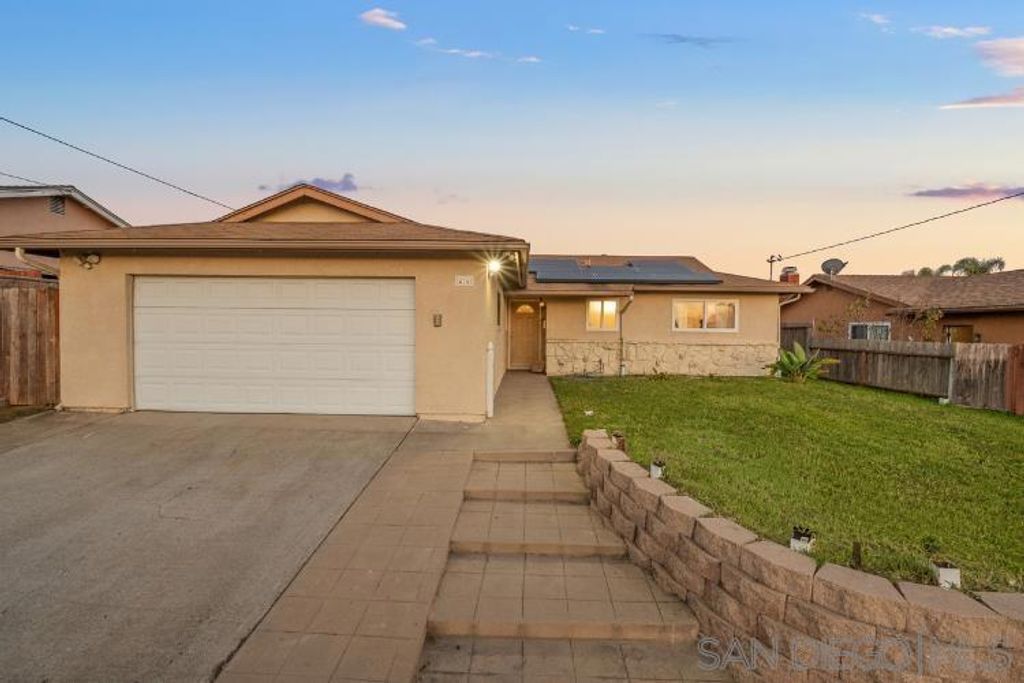 436 W Redondo Wy, Oceanside, CA 92057