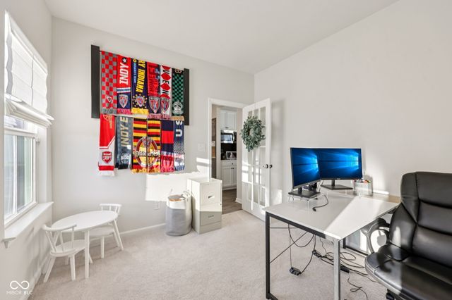 7270 W Stone Pass, New Palestine, IN 46163