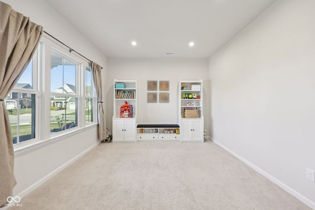 7270 W Stone Pass, New Palestine, IN 46163