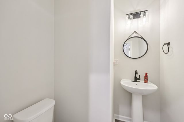 7270 W Stone Pass, New Palestine, IN 46163