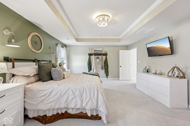 7270 W Stone Pass, New Palestine, IN 46163