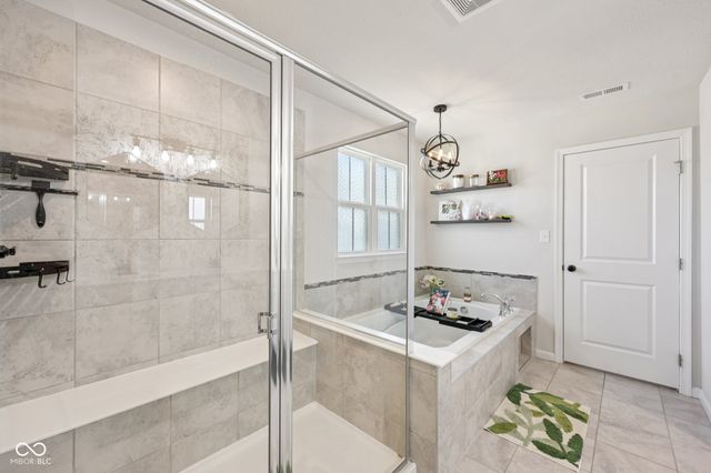 7270 W Stone Pass, New Palestine, IN 46163