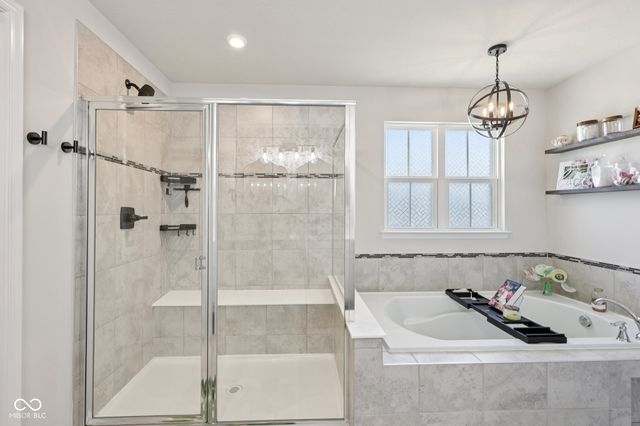 7270 W Stone Pass, New Palestine, IN 46163