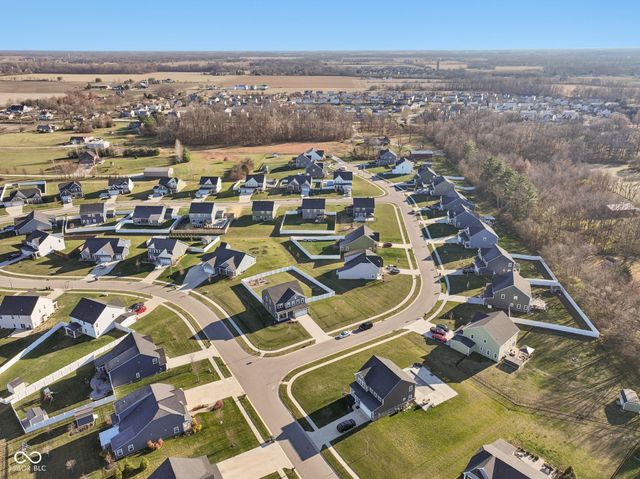 7270 W Stone Pass, New Palestine, IN 46163