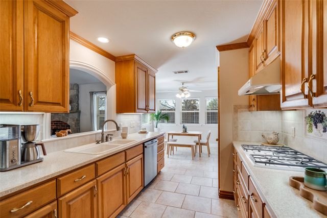 6604 Villa Road, Dallas, TX 75252