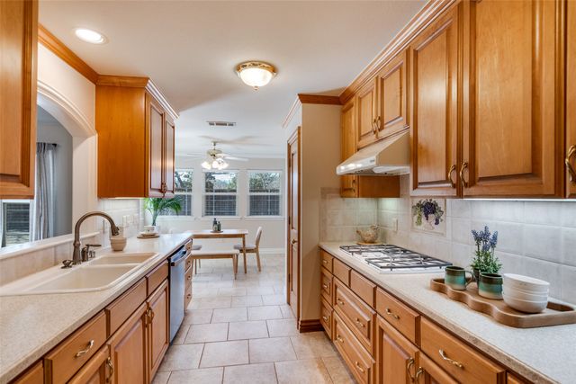 6604 Villa Road, Dallas, TX 75252