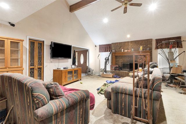 1020 Crystal Lane, Crowley, TX 76036