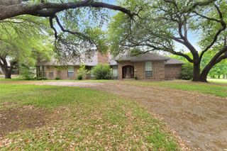 1020 Crystal Lane, Crowley, TX 76036