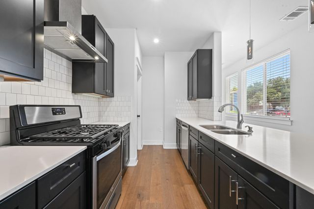 1409 Casey ST B, Austin, TX 78745