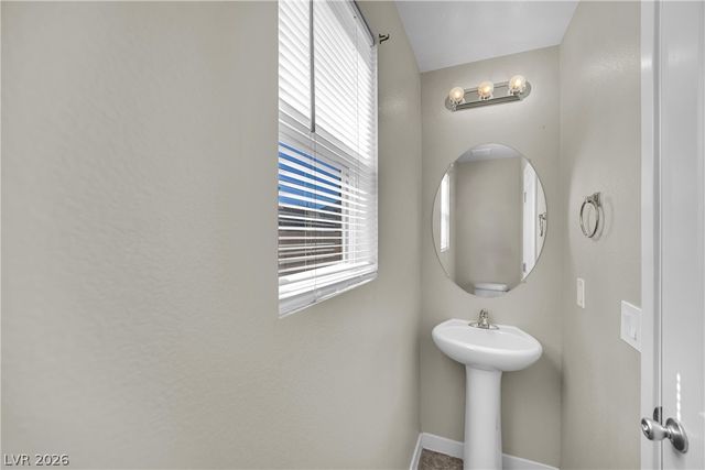 3636 Via Del Robles Avenue, Las Vegas, NV 89115