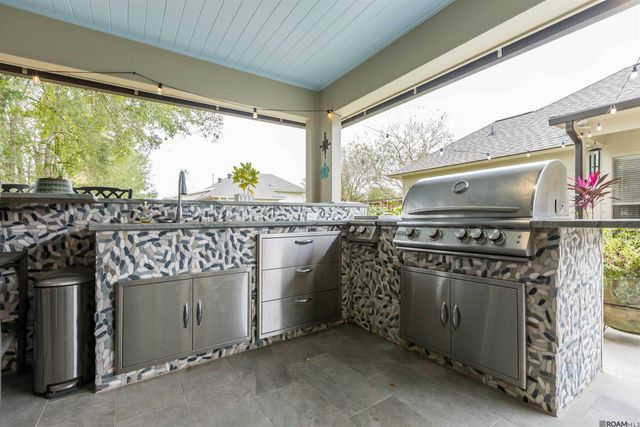 9106 Boone Dr, Baton Rouge, LA 70810