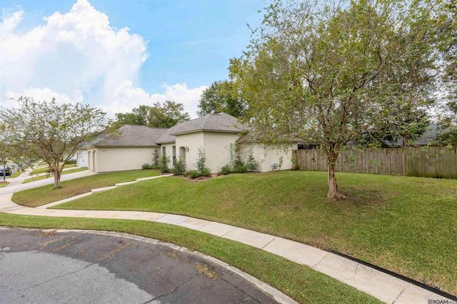 9106 Boone Dr, Baton Rouge, LA 70810