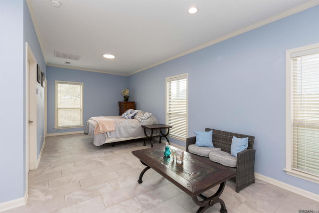 9106 Boone Dr, Baton Rouge, LA 70810