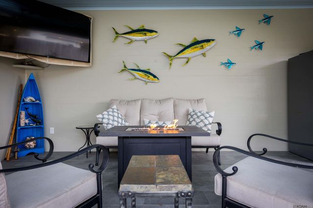 9106 Boone Dr, Baton Rouge, LA 70810