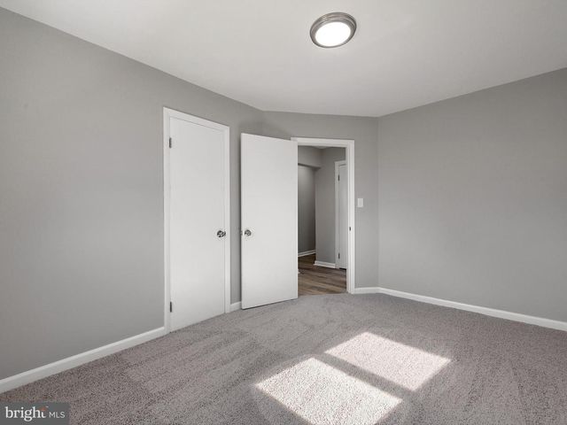 325 BEACH AVE, Pasadena, MD 21122